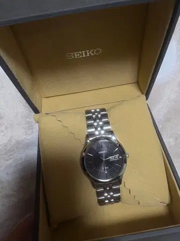 SEIKO 솔라 시계 블랙