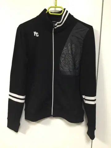 PG 블랙 자켓 여성 의류