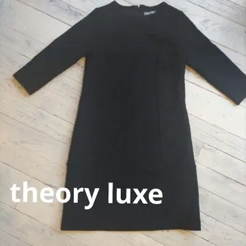 띠어리 럭스 블랙 무릎 기장 원피스 긴팔