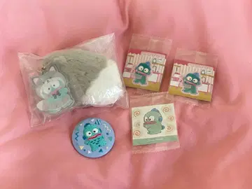 한교동 꼬리 달린 키링, 캔뱃지, 씰 5종 세트