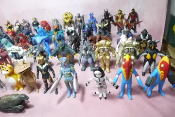 울트라 괴수 시리즈 500 괴수 소프트 비닐 71체