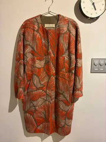 PLAIN PEOPLE 노카라 자켓 오렌지 잎 패턴