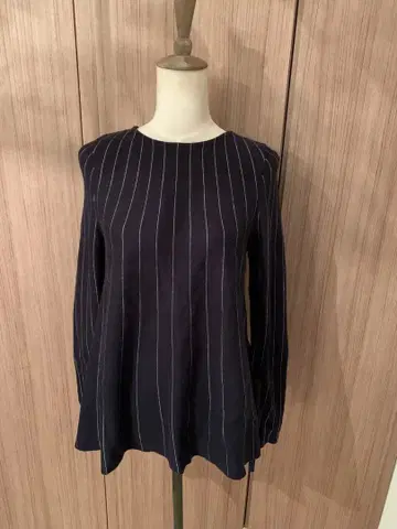 여성용 니트 네이비 화이트