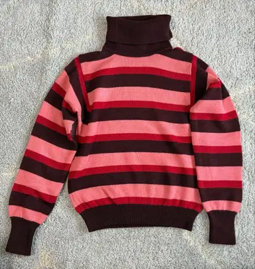 미사용 새상품 존스메들리 두꺼운 원단 울 터틀 니트