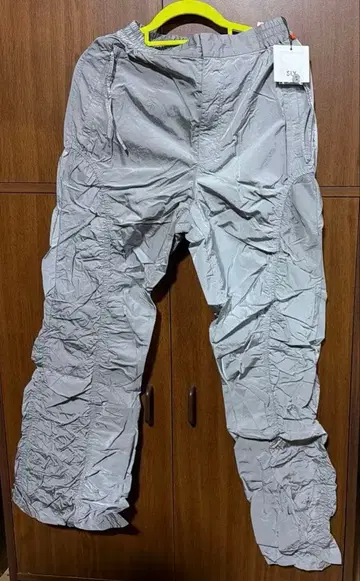 새상품 택 포함 SLY 주름 팬츠