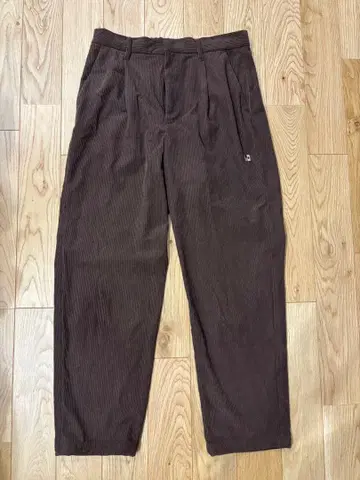 새상품급 CHARI&CO BAYFLOW 코듀로이 슬랙스