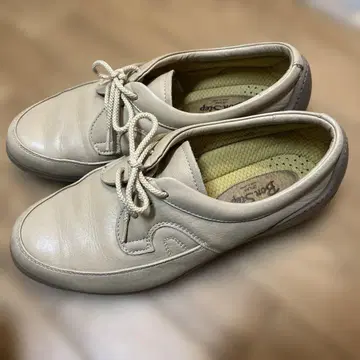 Bonsai 베이지 가죽 스니커즈