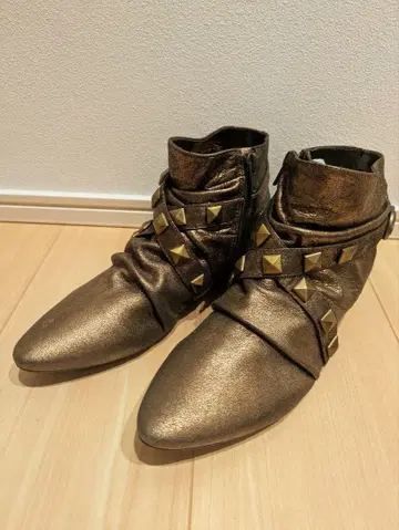 스터드 장식 메탈릭 부츠 BRONX So Today