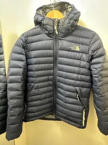 THE NORTH FACE 다운 자켓 다크 그레이