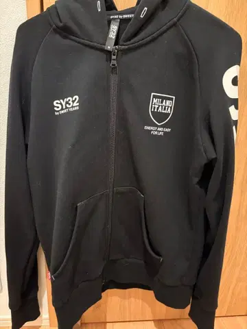 SY32 by SWEET YEARS 블랙 후드티