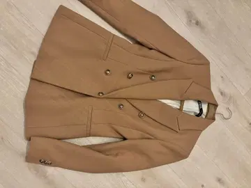 ZARA 베이지 더블 테일러드 자켓