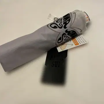 새상품 안나수이 버터플라이 자수 접이식 우산