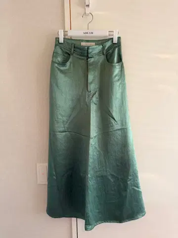 그린 새틴 롱 스커트