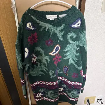 파리 스포트 클럽 핸드 니트 스웨터