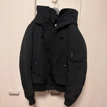 ATTACHMENT 아우터 블랙