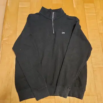 리 블랙 하프 지퍼 트레이닝복