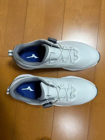 새상품급 Mizuno 골프화 BOA 시스템 그레이