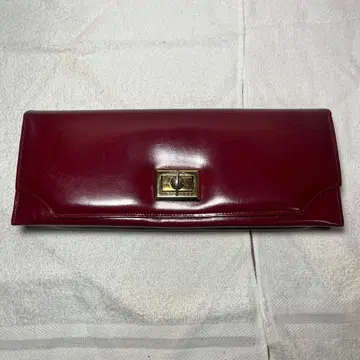 버건디 플랩 클러치백