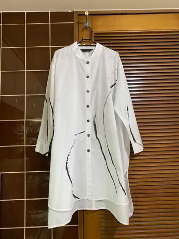 모이루 코튼 100% 긴팔 셔츠 M 사이즈