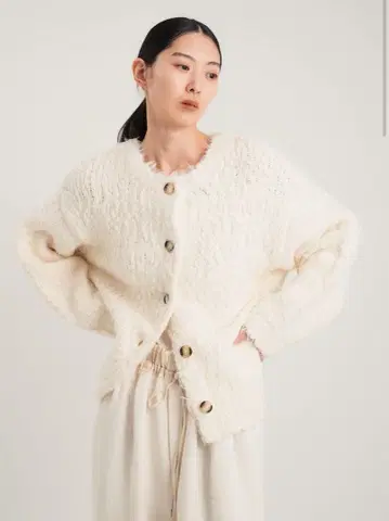 STUNNING LURE 슬라브 페더 가디건