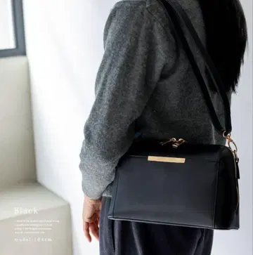 aroco 숄더백 블랙