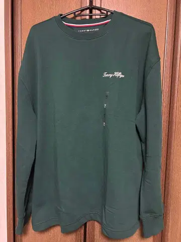 타미힐피거 그린 맨투맨 M 사이즈