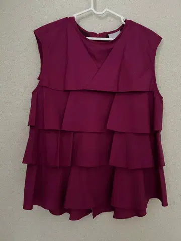 [새상품급] 이치퍼센트 티어드 앞뒤 착용 가능 베스트 상의