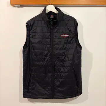 INDEPENDENT 다운 베스트 자수 로고 블랙