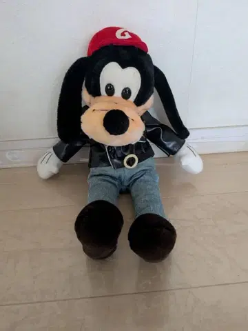 구피 봉제 인형 가죽 자켓