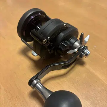 CATALINA 15H 베이트 낚시릴