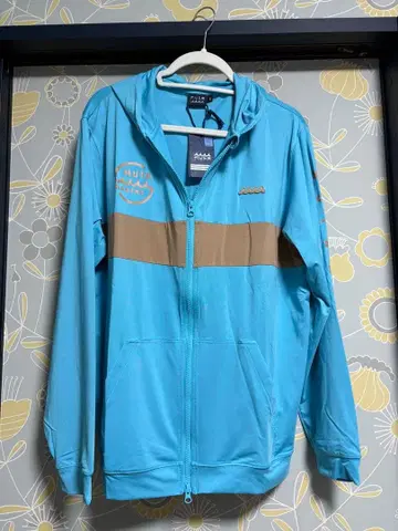 muta 스카이블루 스트라이프 후드티 사이즈 8