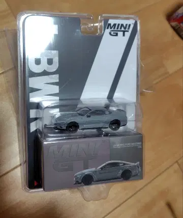 새상품 MINI GT LB-WORKS FORD MUSTANG Grey