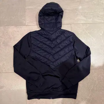 Aston Martin Red Bull Racing 후드 부착 자켓