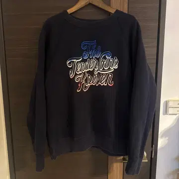 텐더 로인 맨투맨 컬러 플로키