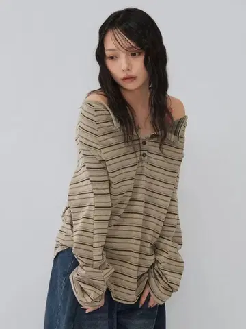 Enewd nina-stripe button off shoulder t