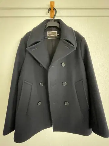 네이비 더블 브레스트 피 코트