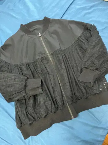 부즈루드 블루종