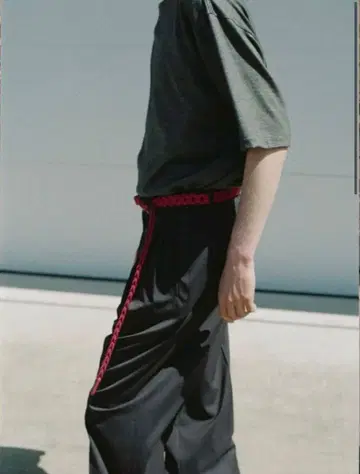 LIDNM Llife LEATHER CHAIN BELT Scarlet