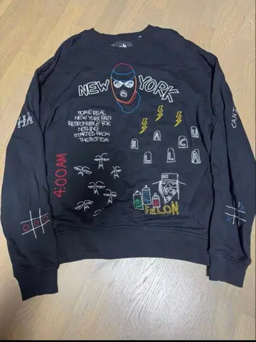 1/7까지 Haculla 자수 맨투맨 트레이닝복