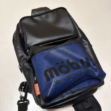 뫼버스 숄더백 블랙/네이비