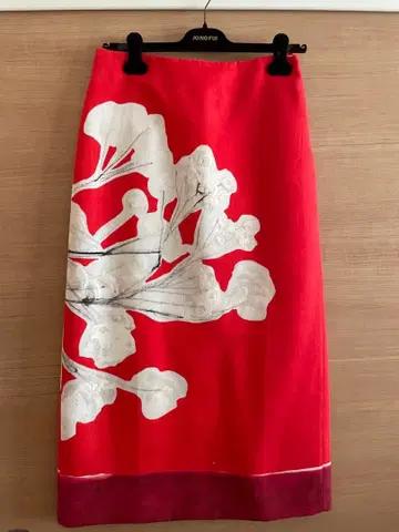 Zara 레드 스커트