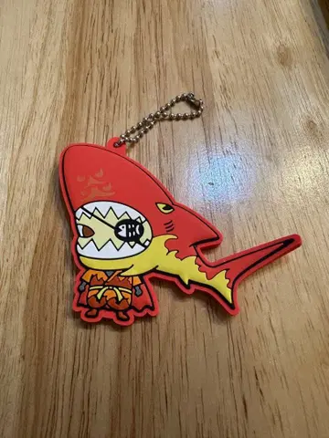 [ 컨디션 최상 ] 상어 닌자 러버 키링