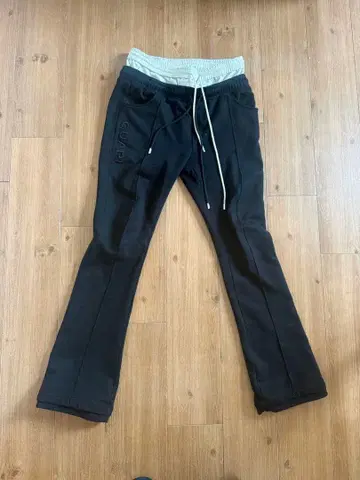 GUAPI 데님 맨투맨 36