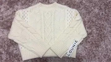 LOUNIE 페더 메쉬 케이블 니트 풀오버 화이트