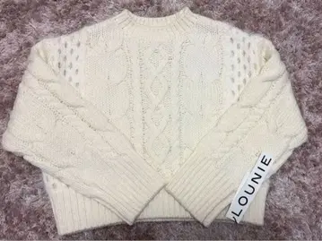LOUNIE 페더 메쉬 케이블 니트 풀오버 화이트