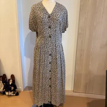 23구 꽃무늬 반팔 롱 원피스 그레이 계열