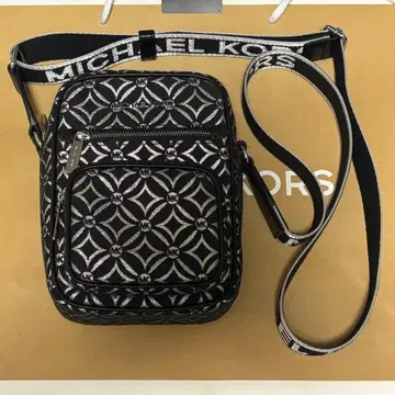 MICHAEL KORS 숄더백 블랙