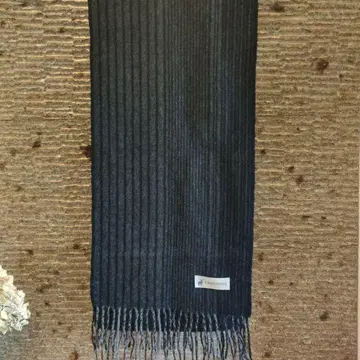 미사용 새상품 캐시미어 스트라이프 머플러 다크 그레이