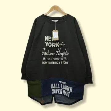 [ 새상품 ] 라임 잉크 미니 쭈리 데님 절개 맨투맨 튜닉 흑먹색