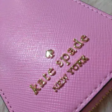 미사용 새상품 kate spade 교통카드 지갑 & 카드 홀더 넥스트랩